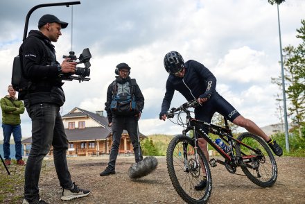 Adam Małysz na rowerze